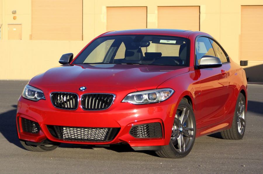  BMW M235i Coupe 2014 года  (фото 33 из 46)